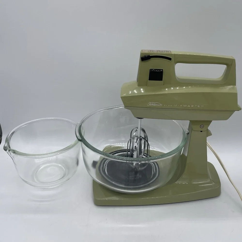 VTG Sunbeam Vista Mixmaster Mixer Stand/Hand VEM-M Green 2 Glasbake Bowls Manual